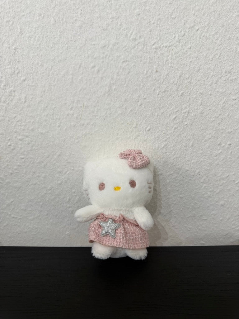 Hello Kitty Plüschtier – Rosa Tweed-Outfit mit Stern