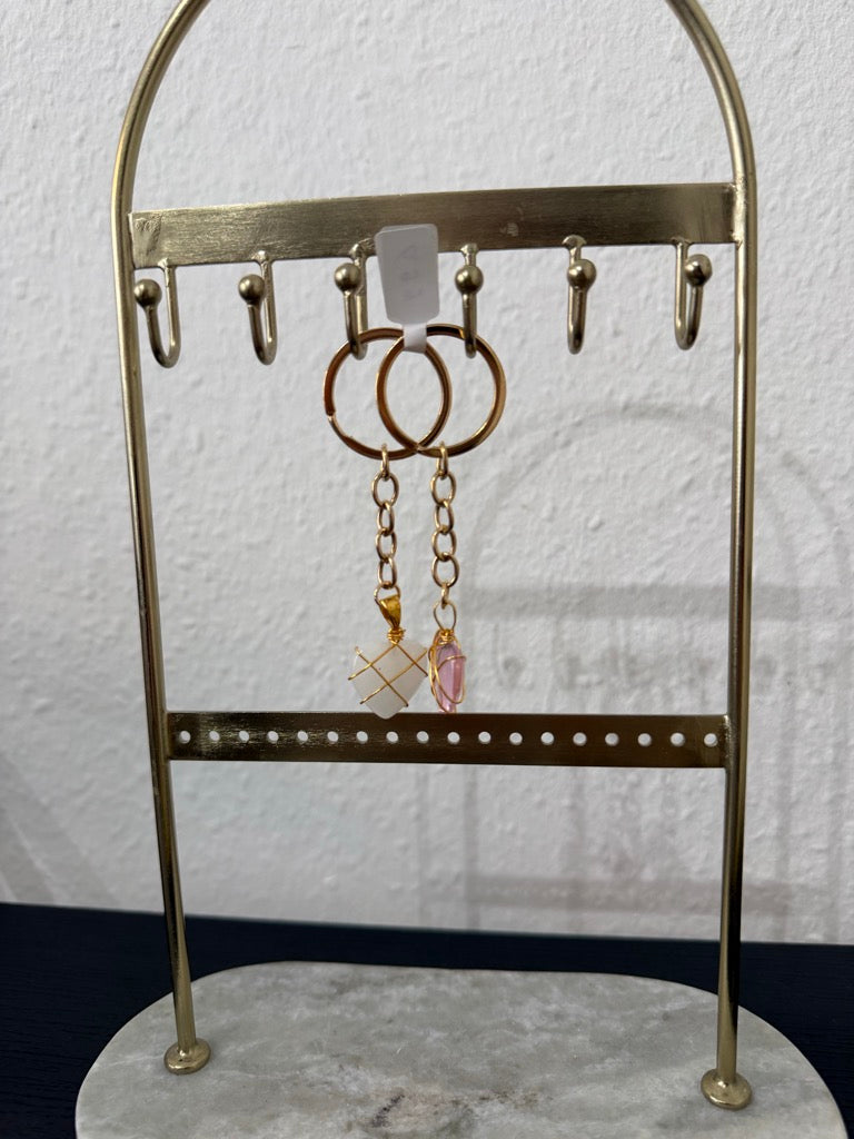 Schlüsselanhänger Vergoldete Herzen – Elegantes Accessoire